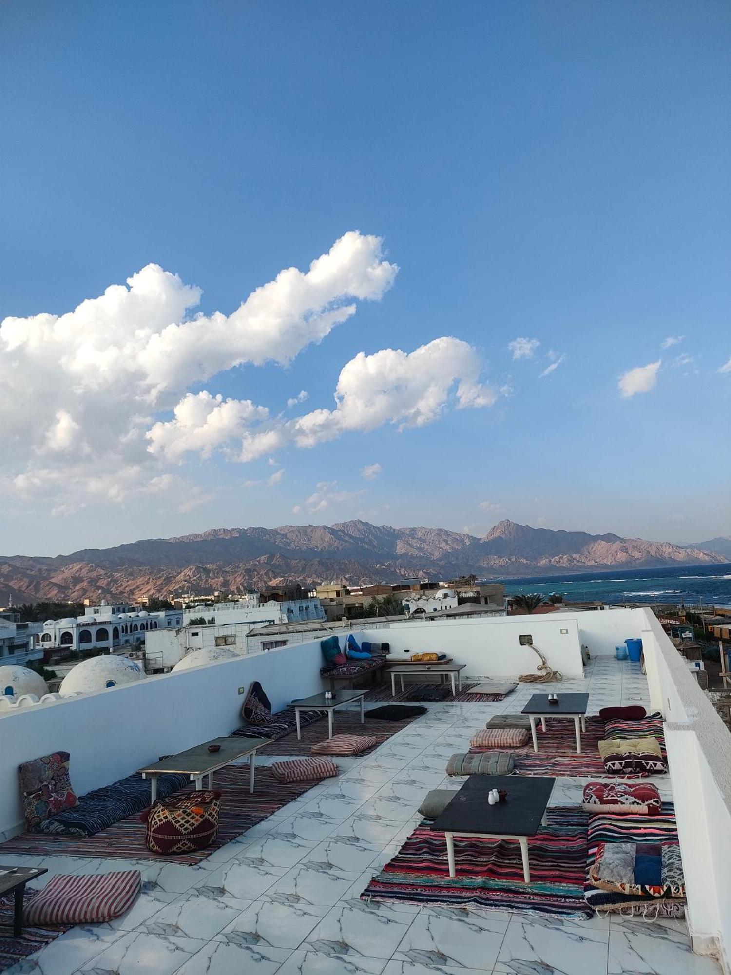 Al Deira Dahab Hotel Luaran gambar